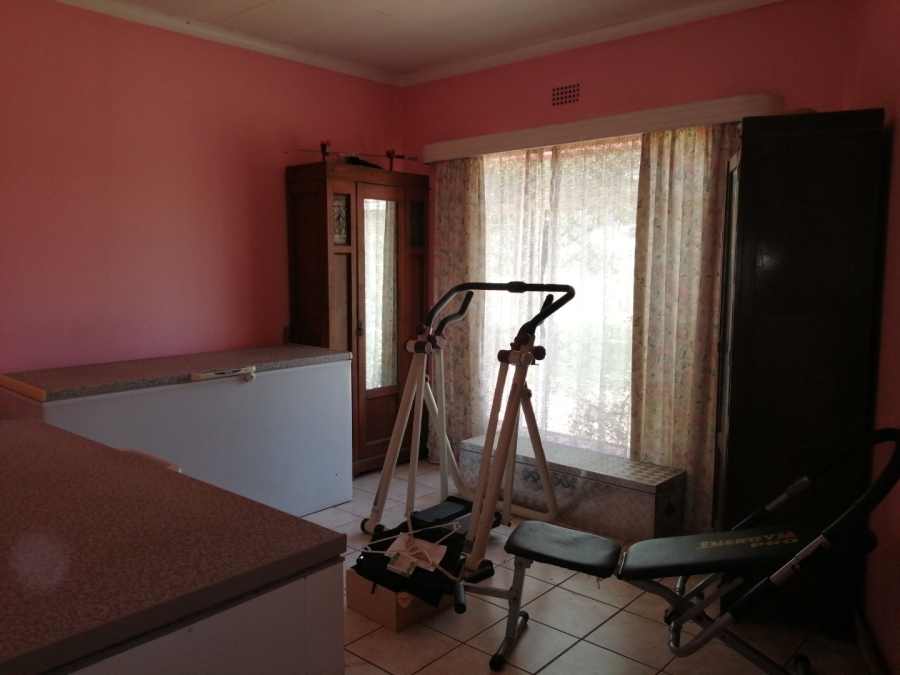 5 Bedroom Property for Sale in Sasolburg Free State